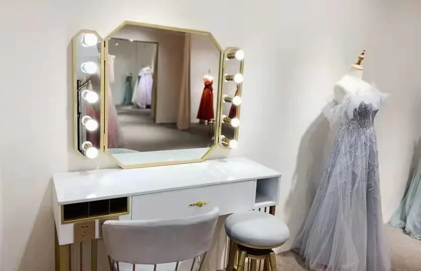 استوديو الصور روك مضمد ماكياج  - مراجعة Beauty Makeup Training وسعره