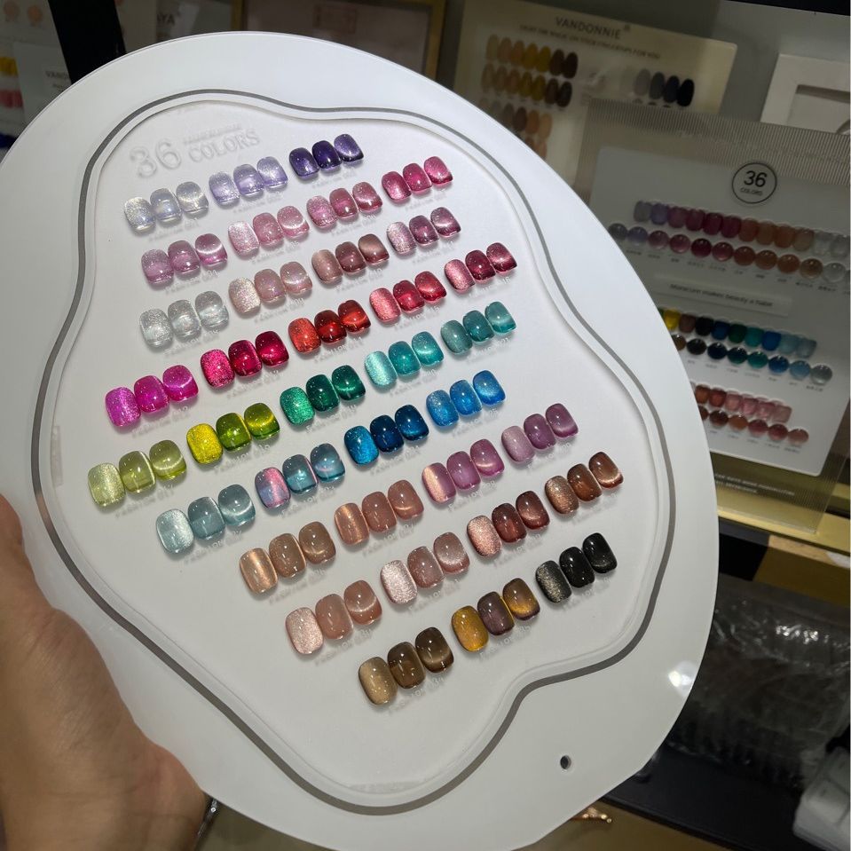 مجموعة طلاء أظافر جل كات آي من - مراجعة Gel Nail Polish وسعره