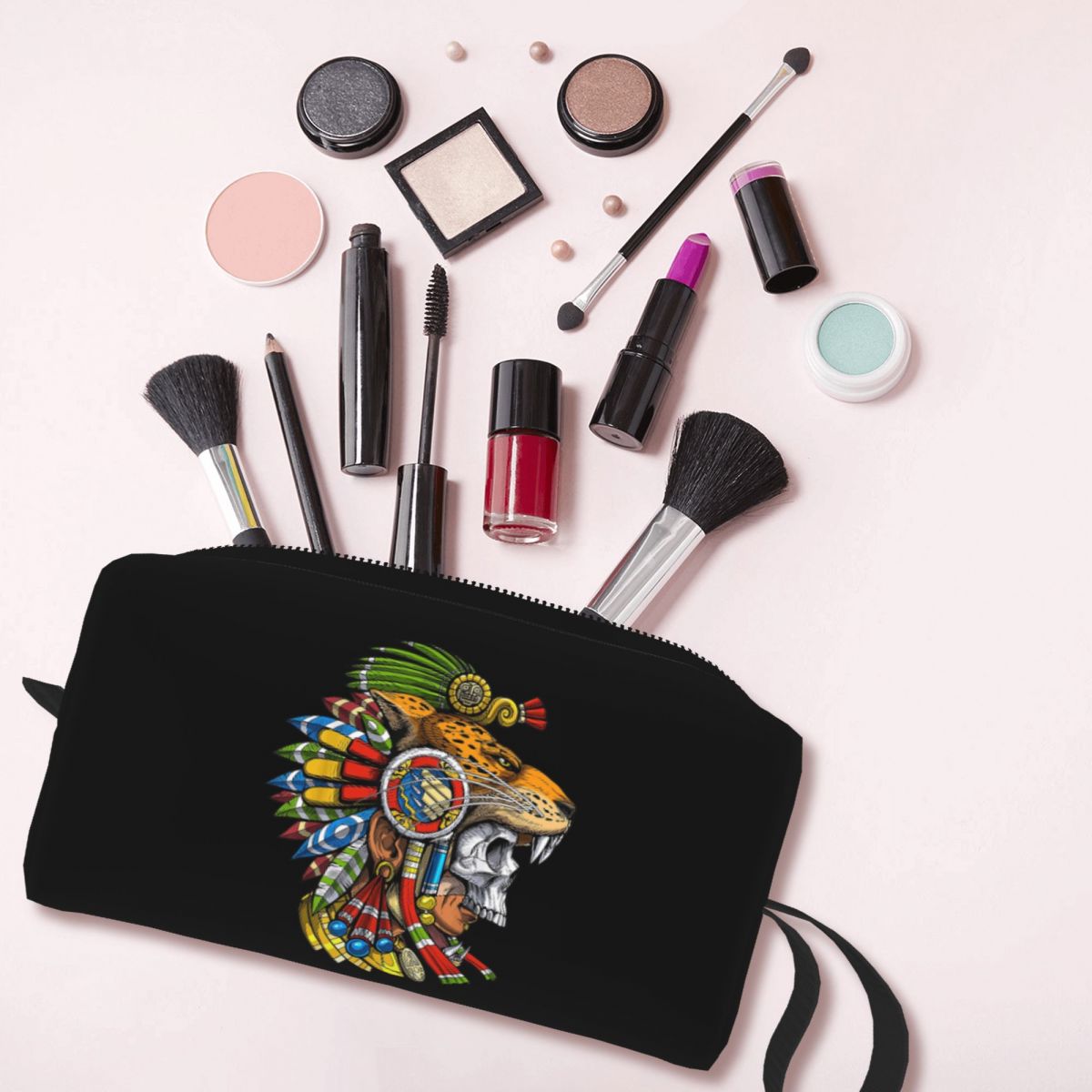 حقيبة مكياج بتصميم قناع المحار - مراجعة Jaguar Beauty Makeup وسعره